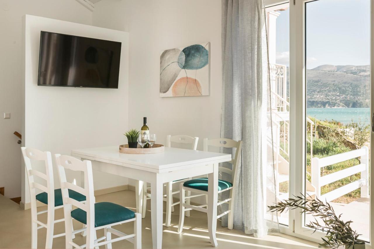 Apollonides Seafront Villa1 Aoede Lixouri Eksteriør billede