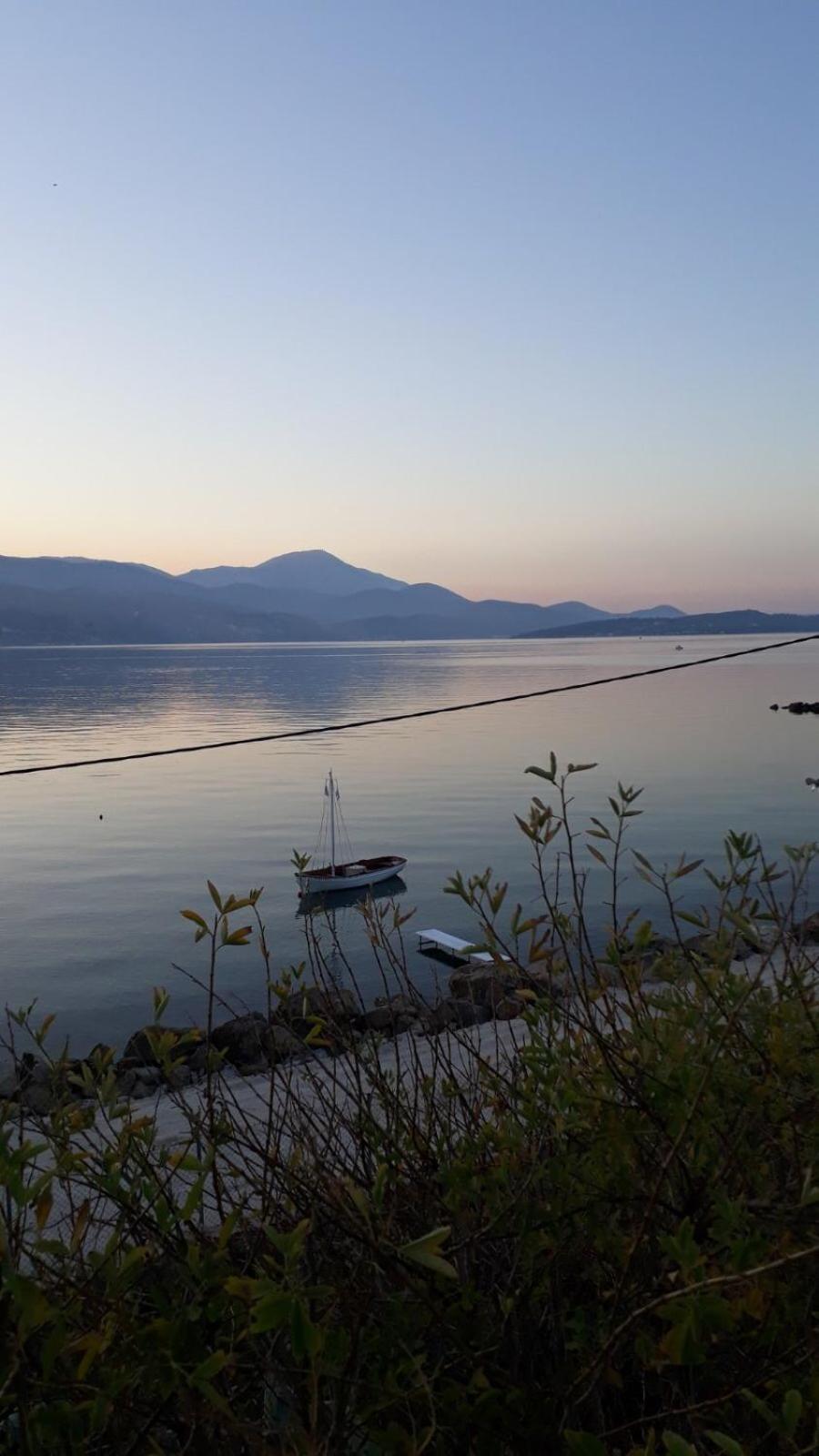 Apollonides Seafront Villa1 Aoede Lixouri Eksteriør billede